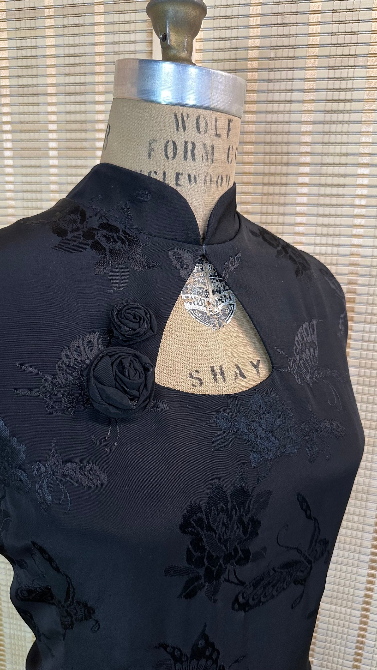 ♠️ Modernes Qipao-Kleid aus schwarzem Brokat