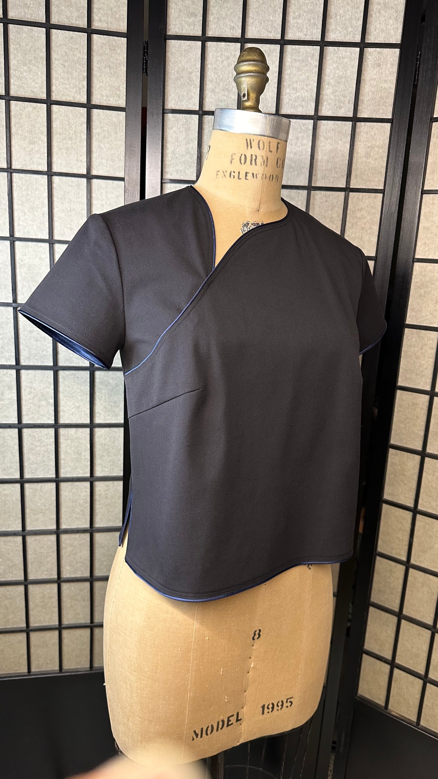 🧘🏻♀️Collarless Cheongsam Top (Short sleeves)