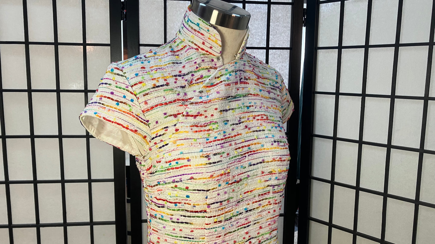 🌈 Regenbogen-Tweed-Cheongsam