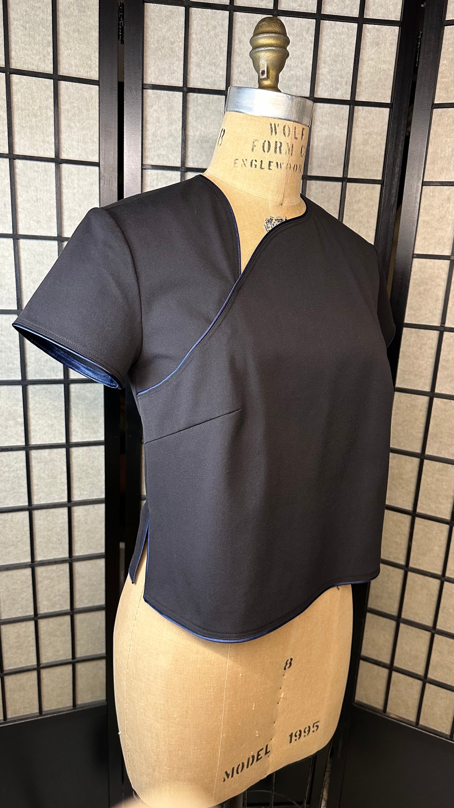 🧘🏻♀️Collarless Cheongsam Top (Short sleeves)