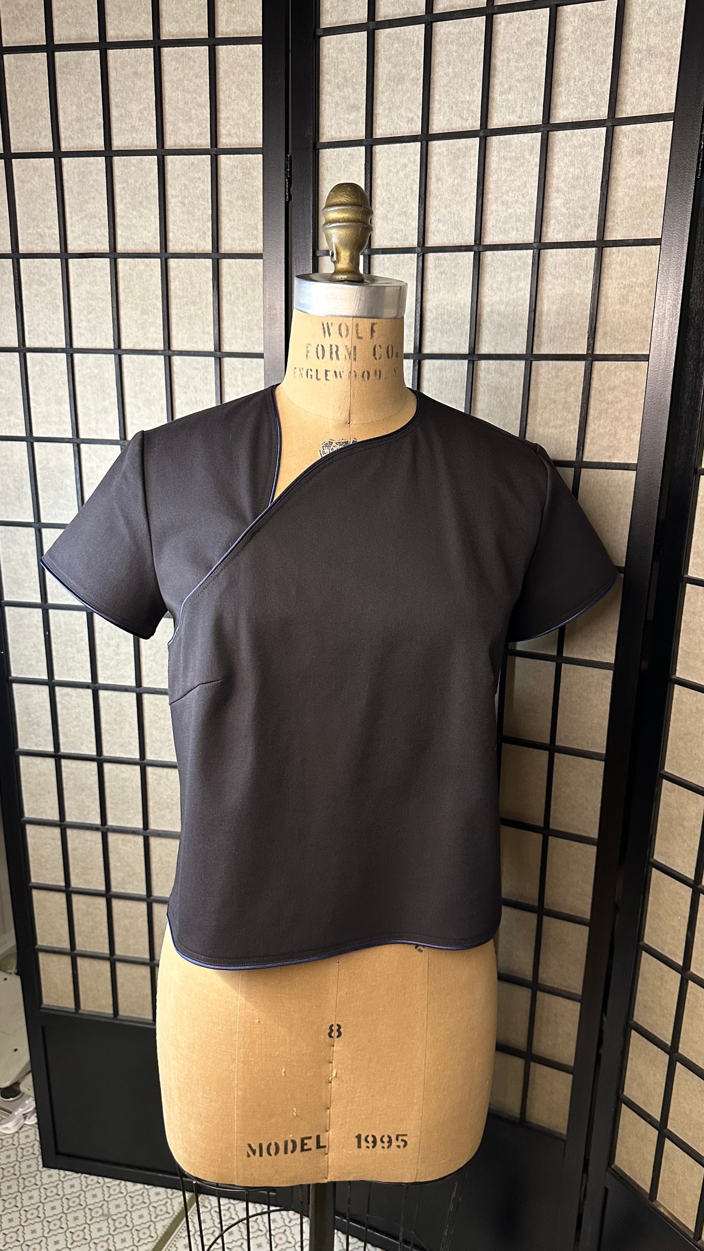 🧘🏻♀️Collarless Cheongsam Top (Short sleeves)