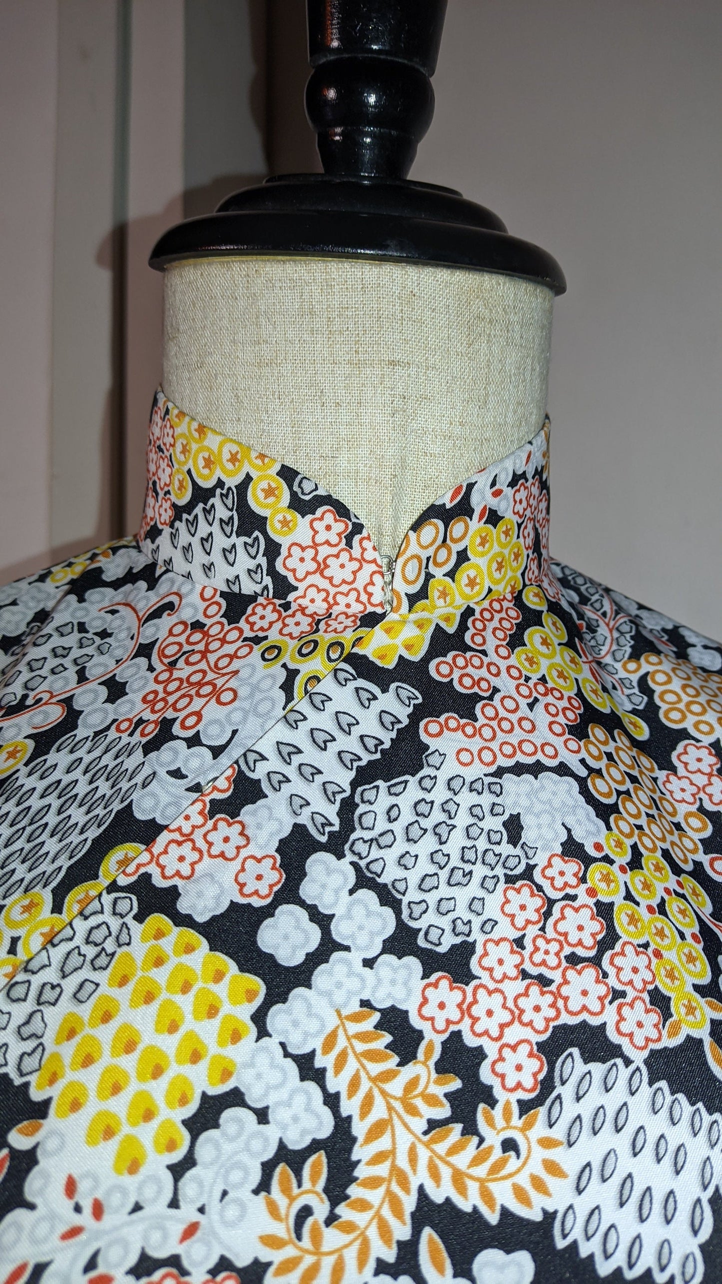 Vintage 1960s Cheongsam dress (Size M) | Lined, sleeveless | orange yellow blue white Floral on black | ready to ship NOW