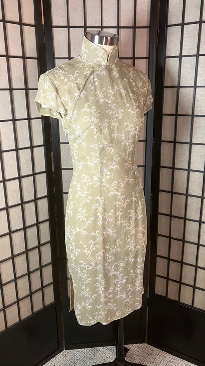 🌿 Vine Sheer chiffon Cheongsam - 企直啲 Stand Tall D