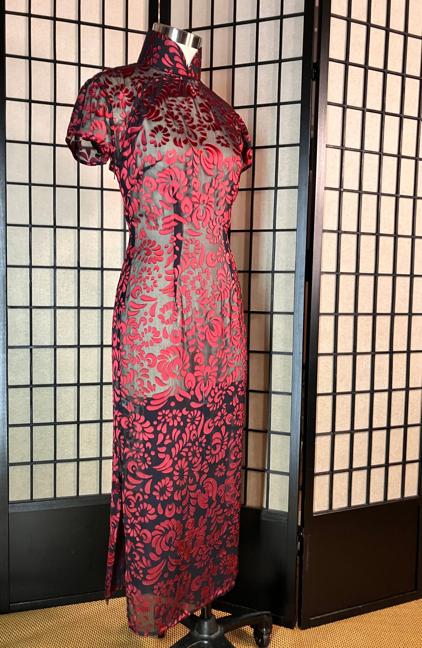 🌹 Silk Devoré Naked Rose Cheongsam