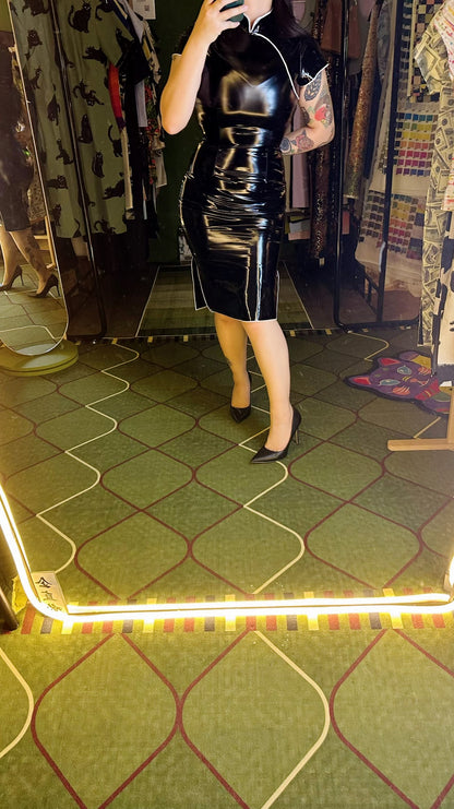 Classic Shine Qipao Dress (Black) 🖤Ftshist Couture - 企直啲 Stand Tall D