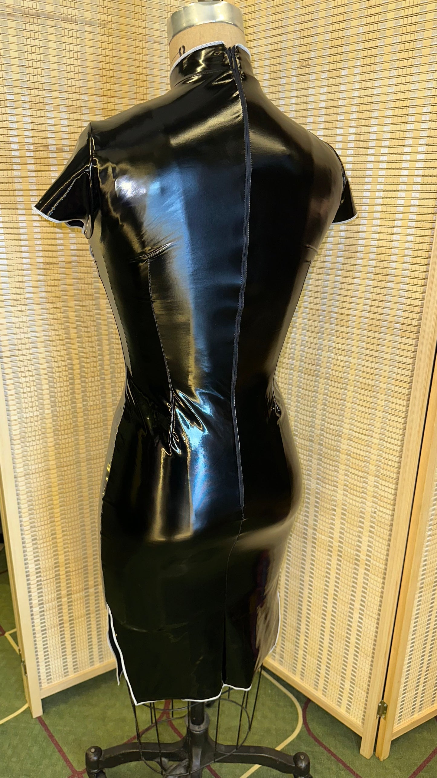 Classic Shine Qipao Dress (Black) 🖤Ftshist Couture - 企直啲 Stand Tall D