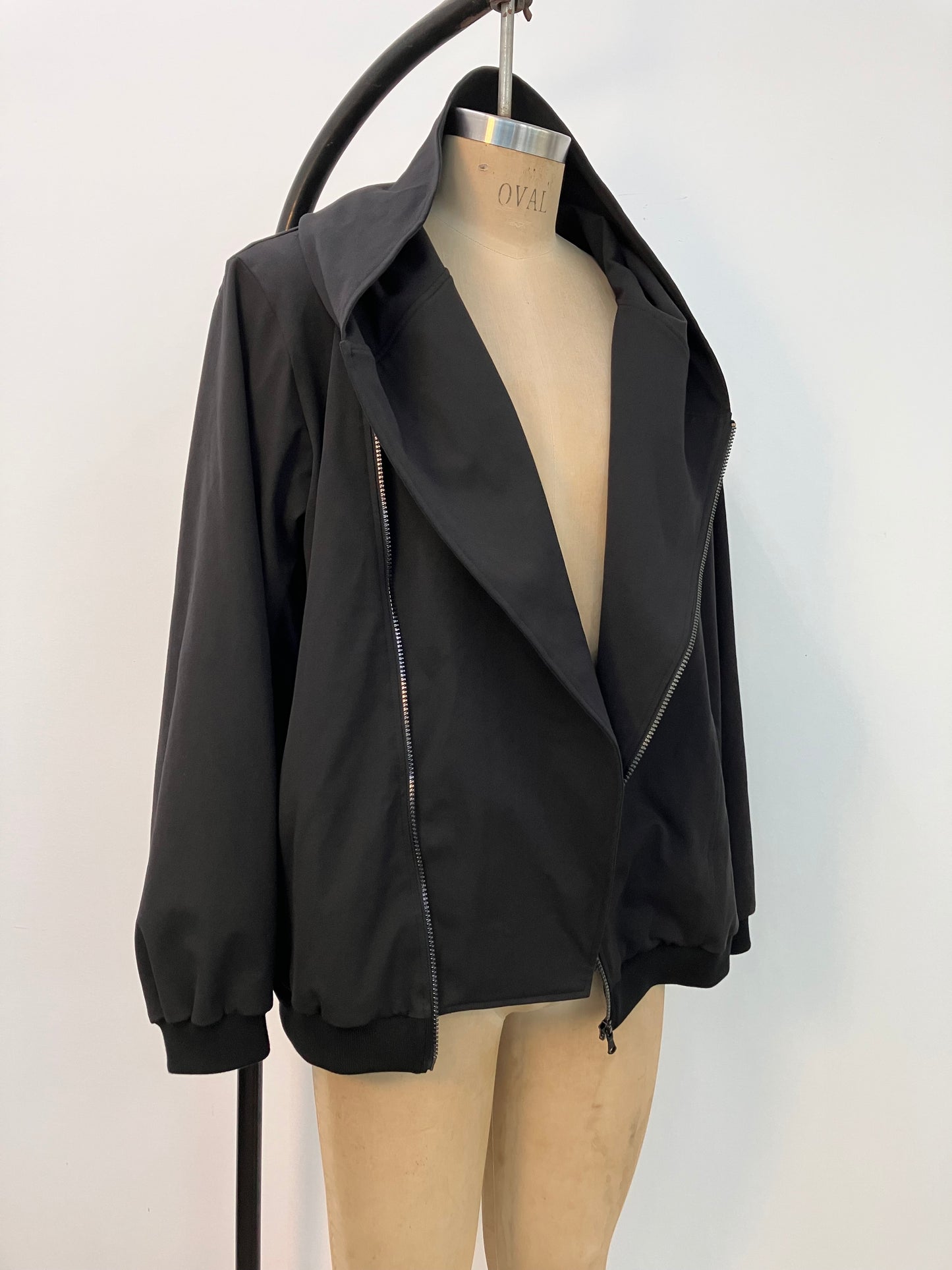 🖤 Elastic sports hood Jacket