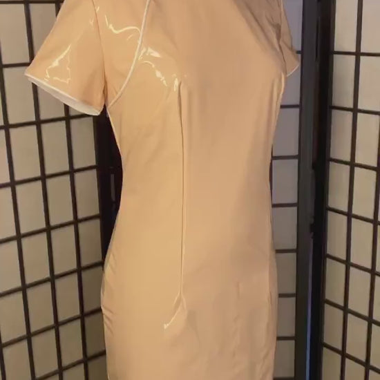 Custom Tailor Made》Shiny Stretch wet look Vinyl PU CheongSam｜nude beige｜Mistress BDSM Latex inspired PVC faux leather｜Fetish Qipao dress