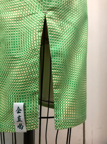 👁️ Optical illusion checker Cheongsam - 企直啲 Stand Tall D