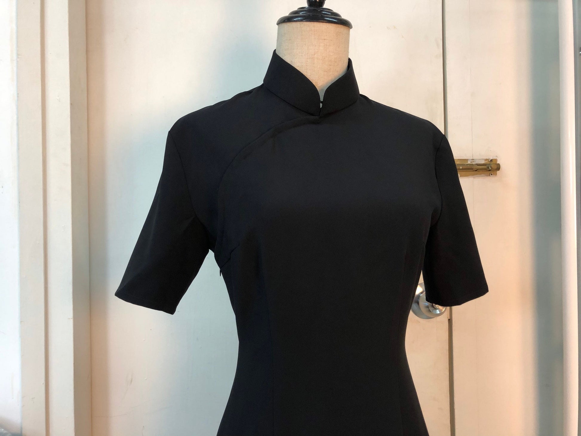 1960s Hong Kong style Little Black CheongSam Dress [Tailor-Made] Wool blend easy daily wear formal casual make to your measurments any size - 企直啲 Stand Tall D