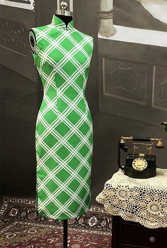 Cheongsam Dress (1960s) | White Diagonal Windowpane Check on Grass Green Chiffon [ In the Mood for Love 花樣年華 | Historical inspiration ] - 企直啲 Stand Tall D