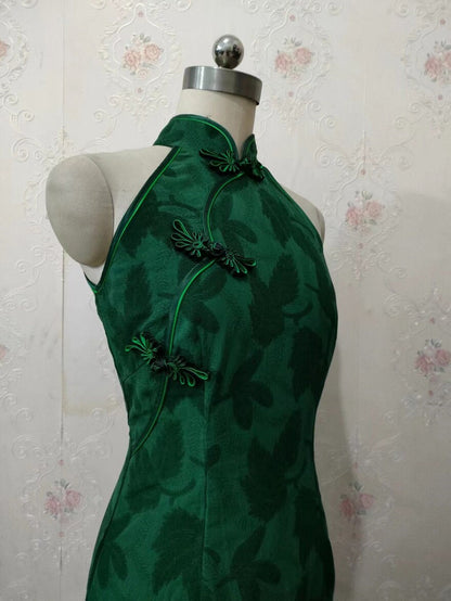 Black or Green jacquard brocade Embroidery CheongSam qipao Dress [Tailor-Made] | made to measure any plus size tailormade stretch bespoke - 企直啲 Stand Tall D