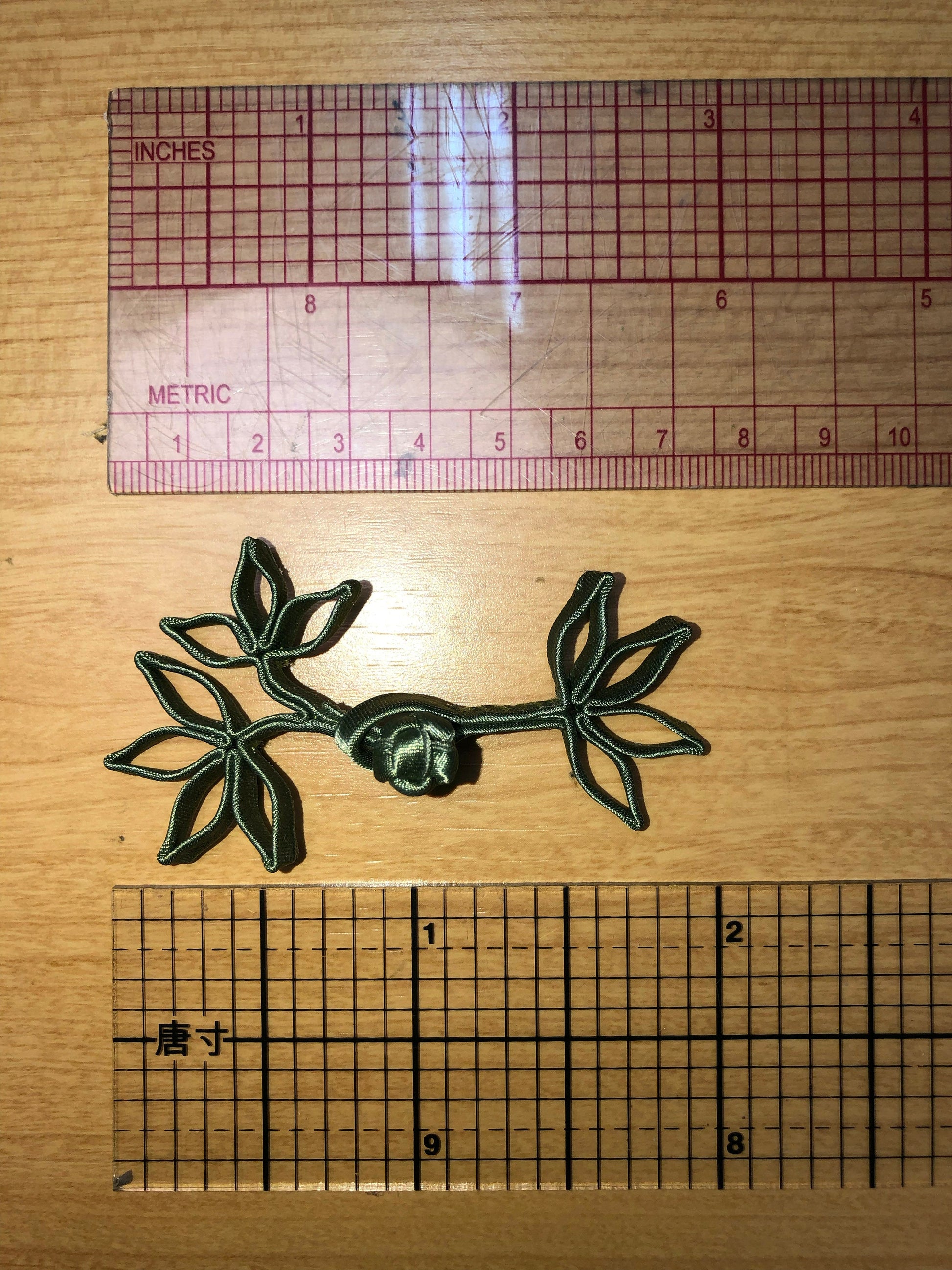 historically authentic handmade Chinese Knot Buttons | Bamboo Green leaf satin , ONE pair as seen in photos | 槳糊鐵線功花鈕盤扣 - 企直啲 Stand Tall D