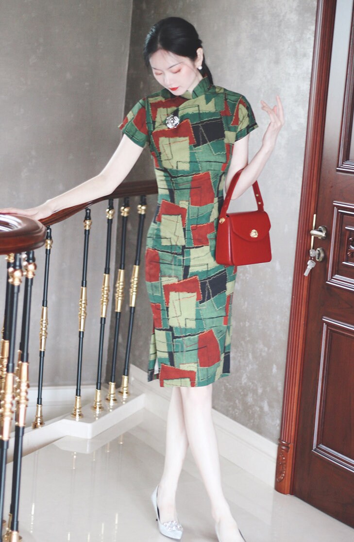 Cheongsam Dress (1960s) | Green lime avocado red geometric abstract square printed Chiffon [ 香港式 Hong Kong Style Historical inspiration ] - 企直啲 Stand Tall D