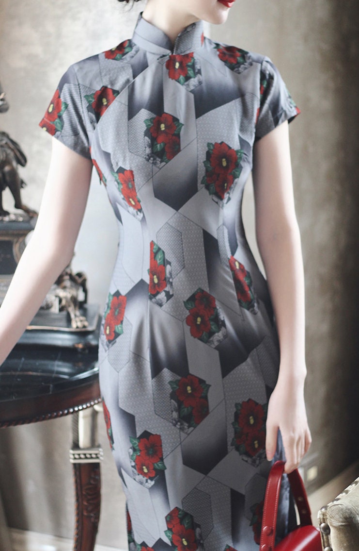 Cheongsam Dress (1960s) | Red flower green gray grey geometric hexagon printed Chiffon [ 香港式 Hong Kong Style Historical inspiration ] - 企直啲 Stand Tall D