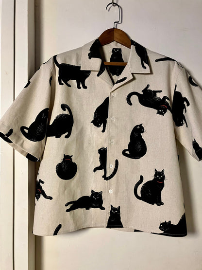 Short Sleeves Aloha Shirt[Tailor-Made] | Japanese black cat neko print Linen cotton | navy blue green white black grey beige khaki - 企直啲 Stand Tall D