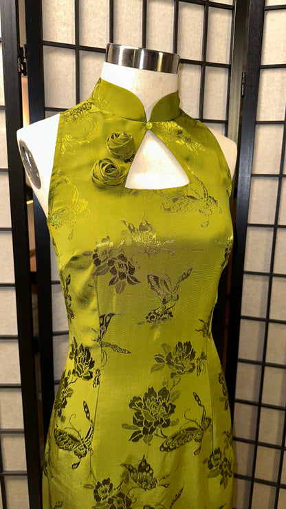 🍵 Matcha Brocade modern Qipao dress - 企直啲 Stand Tall D