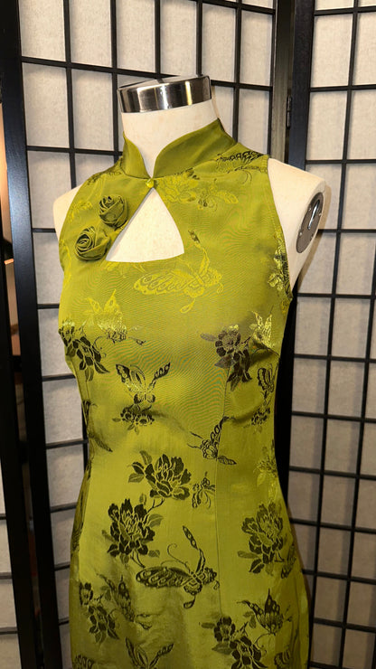 🍵 Matcha Brocade modern Qipao dress - 企直啲 Stand Tall D