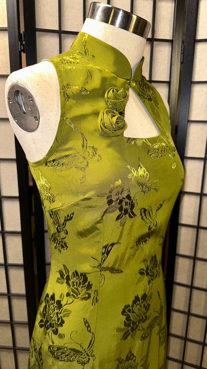 🍵 Matcha Brocade modern Qipao dress - 企直啲 Stand Tall D