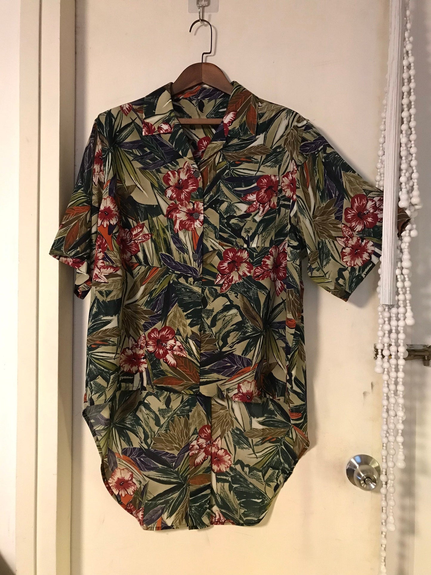 🌴 Tropical Floral Aloha Shirt - 企直啲 Stand Tall D