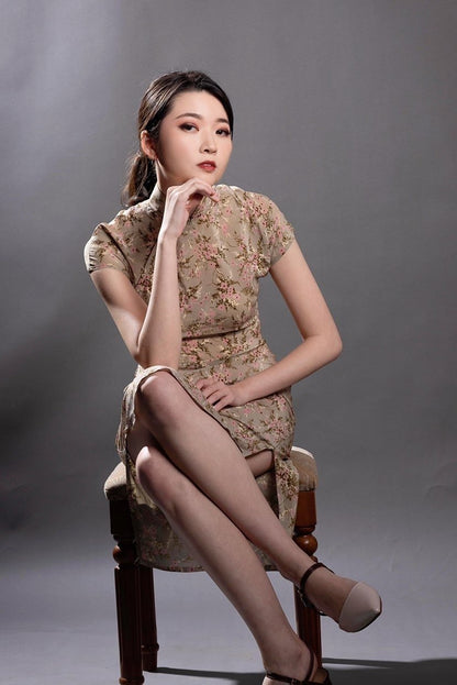 ⌛ Vintage 1950s HK Cheongsam - 企直啲 Stand Tall D